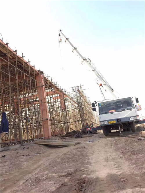 辰溪县25 吨、50 吨吊车怎么选？多大重量 / 半径适合对应车型？