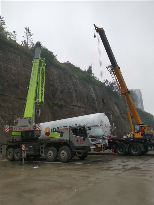 辰溪县“不怕风雨冻”—— 吊车的 “恶劣环境适应” 技术